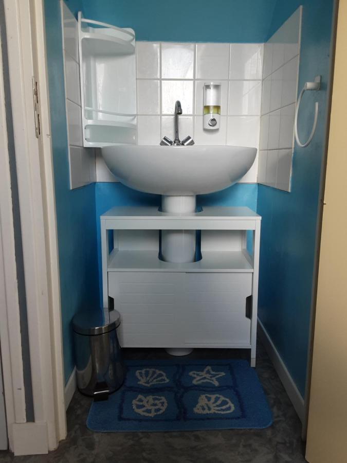 Chambres D'Hotes Les Mesanges Avec Salle D'Eau Privative Pdj Compris Kersaint-Plabennec Exteriör bild